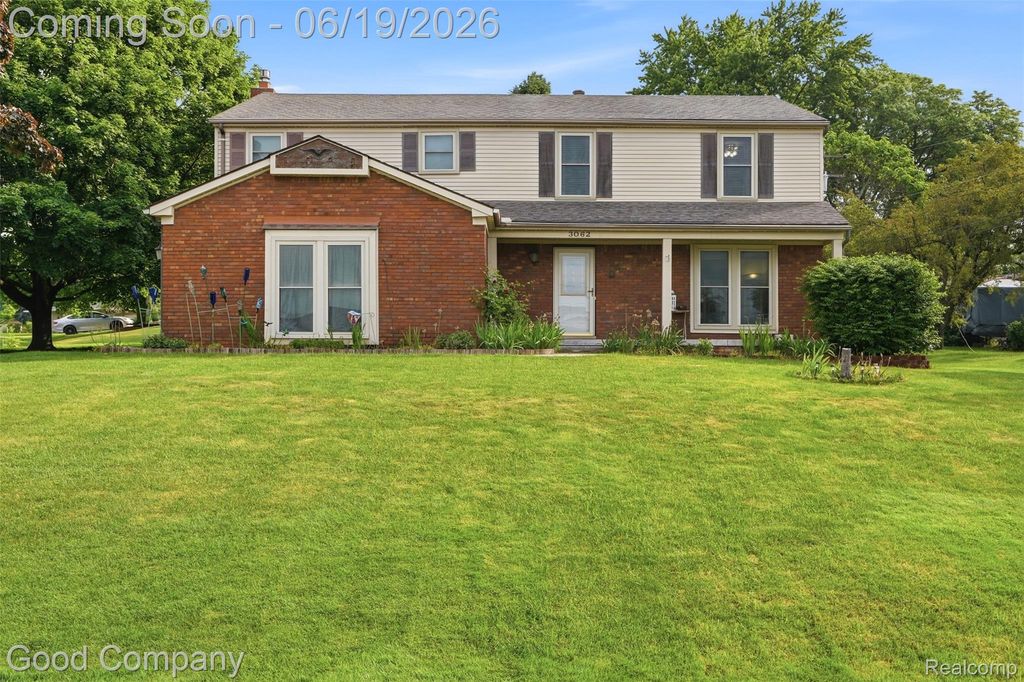 3062 Saint Jude Drive, Waterford Charter Township, MI 48329