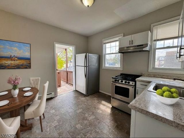 610 Cortlandt St, Perth Amboy City, NJ 08861