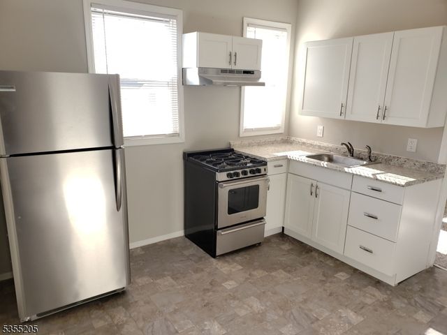 610 Cortlandt St, Perth Amboy City, NJ 08861