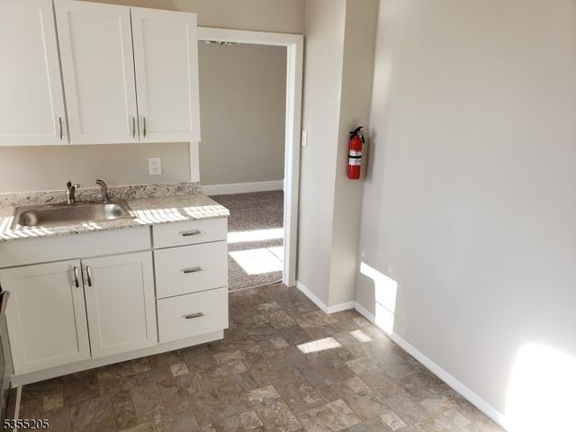 610 Cortlandt St, Perth Amboy City, NJ 08861