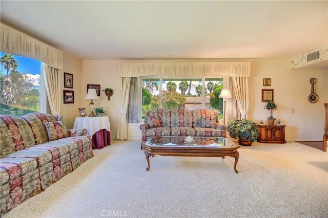 1230 Via Vallarta, Riverside, CA 92506