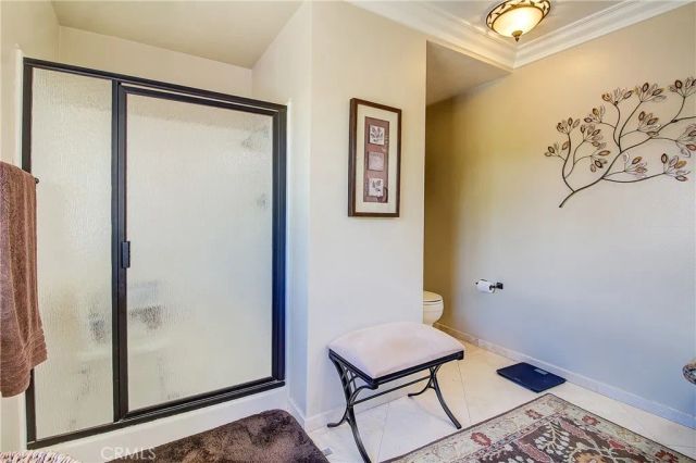 1230 Via Vallarta, Riverside, CA 92506