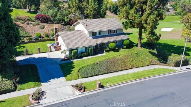 1230 Via Vallarta, Riverside, CA 92506