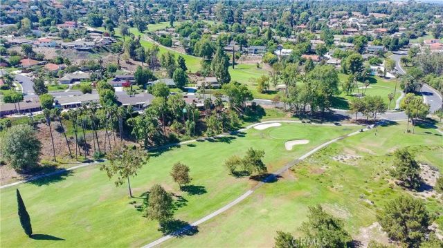 1230 Via Vallarta, Riverside, CA 92506