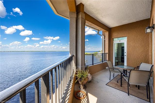 2825 Palm Beach BLVD 719, Fort Myers, FL 33916