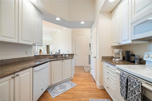 2825 Palm Beach BLVD 719, Fort Myers, FL 33916