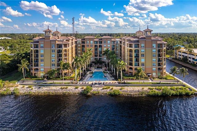 2825 Palm Beach BLVD 719, Fort Myers, FL 33916
