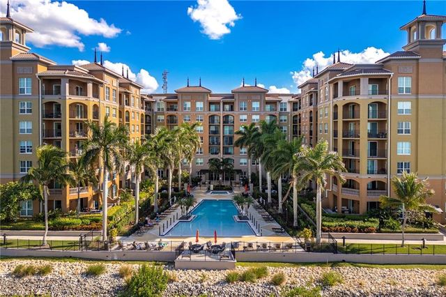 2825 Palm Beach BLVD 719, Fort Myers, FL 33916