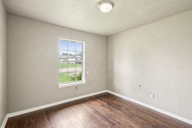 1634 EVERGREEN Drive, Mesquite, TX 75149
