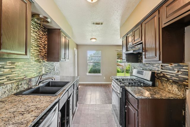 1634 EVERGREEN Drive, Mesquite, TX 75149