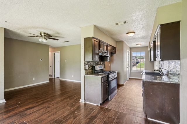 1634 EVERGREEN Drive, Mesquite, TX 75149