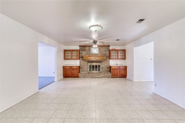 11234 Champion Wood Drive, Tomball, TX 77375