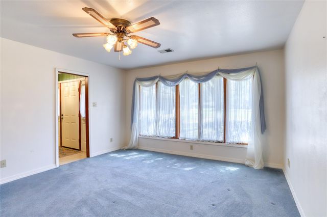 11234 Champion Wood Drive, Tomball, TX 77375