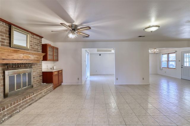 11234 Champion Wood Drive, Tomball, TX 77375