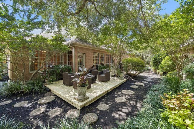 13826 Aspen Cove Drive, Houston, TX 77077