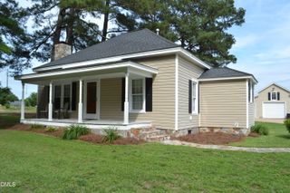 1066 Nc 27 E, Lillington, NC 27546