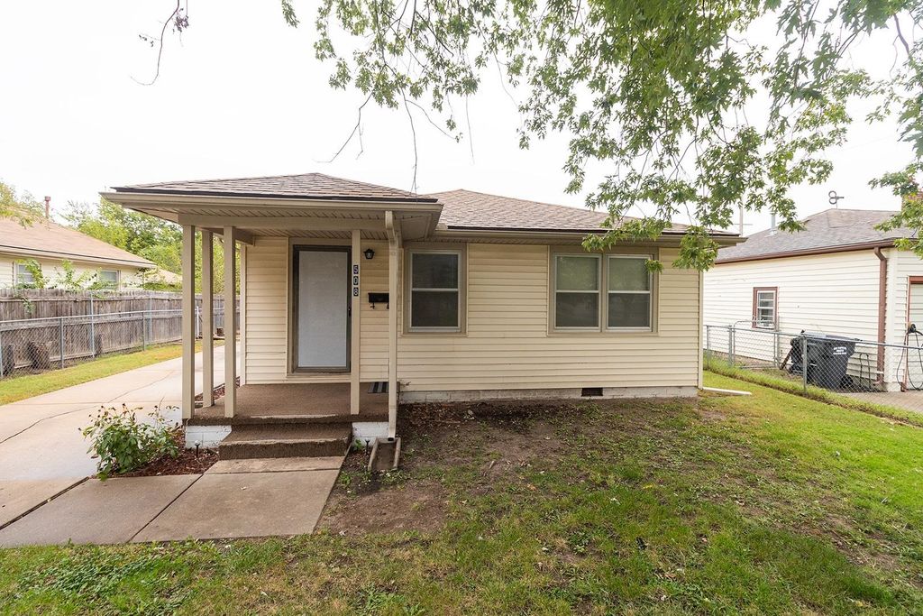 508 N Clayton, Wichita, KS 67203