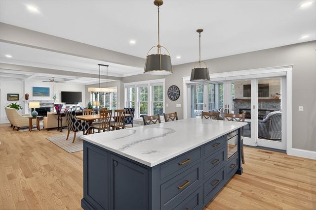 12 Talcott Pines, Plymouth, MA 02360