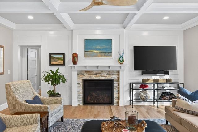 12 Talcott Pines, Plymouth, MA 02360