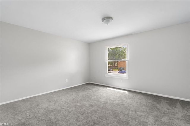 1640 Darren CIR, Portsmouth, VA 23701