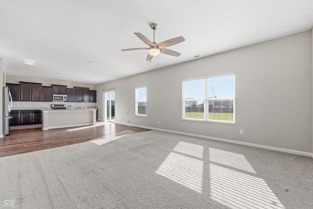 937 Maple Stone Drive, Greenwood, IN 46143