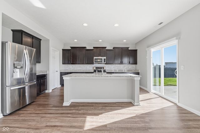 937 Maple Stone Drive, Greenwood, IN 46143