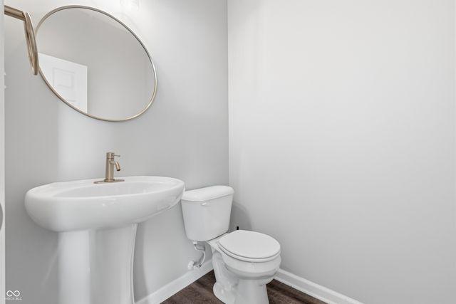 937 Maple Stone Drive, Greenwood, IN 46143