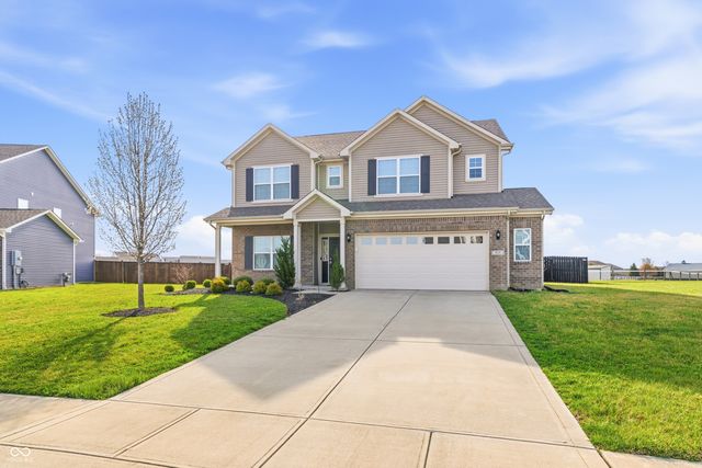 937 Maple Stone Drive, Greenwood, IN 46143