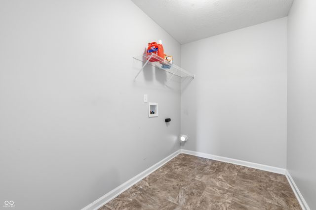 937 Maple Stone Drive, Greenwood, IN 46143