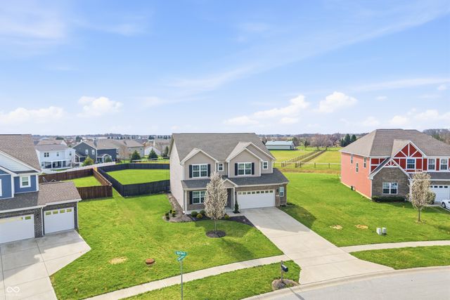 937 Maple Stone Drive, Greenwood, IN 46143