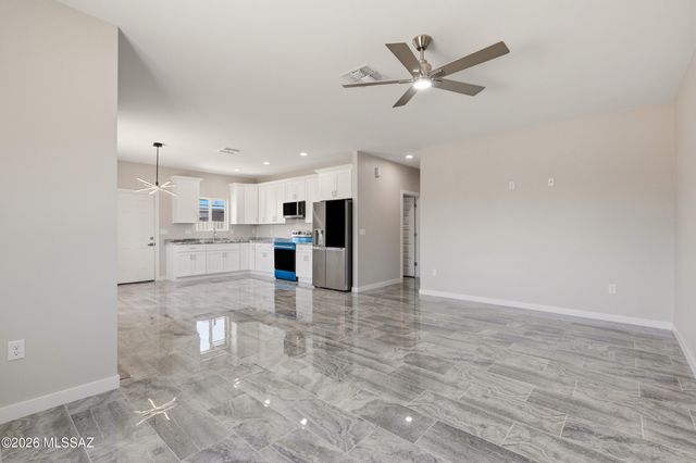642 W Florence Street, Tucson, AZ 85705