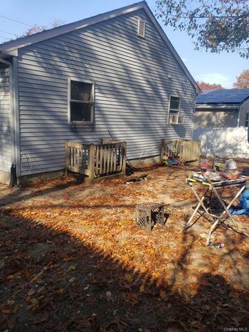 93 Gray Avenue, Medford, NY 11763