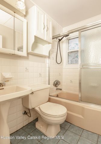 1232 Old Ford Circle, New Paltz, NY 12561