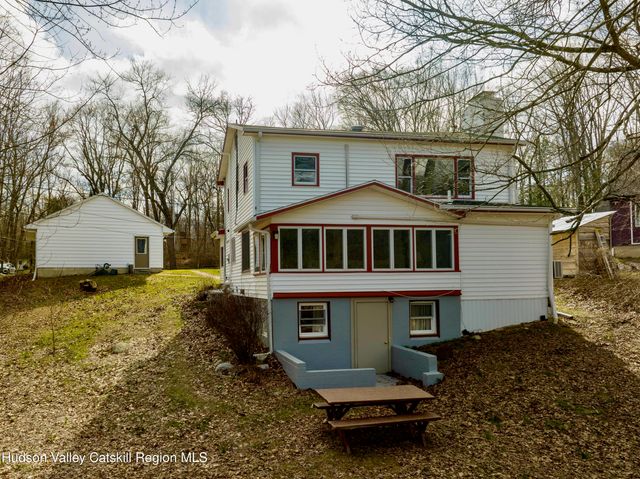 1232 Old Ford Circle, New Paltz, NY 12561