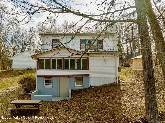 1232 Old Ford Circle, New Paltz, NY 12561