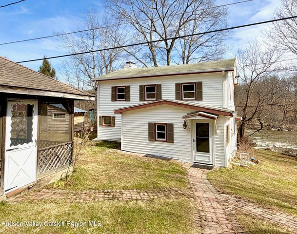 1232 Old Ford Circle, New Paltz, NY 12561