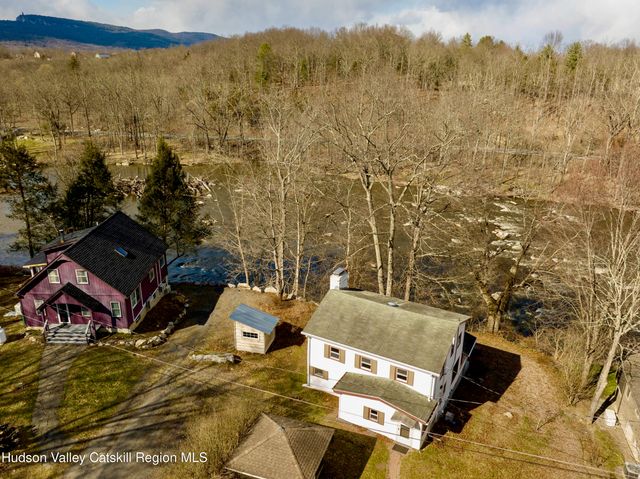 1232 Old Ford Circle, New Paltz, NY 12561