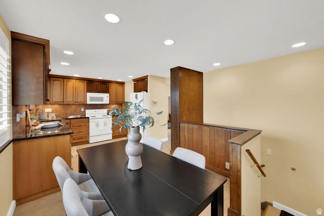 4520 S THORNWOOD AVE, Taylorsville, UT 84123