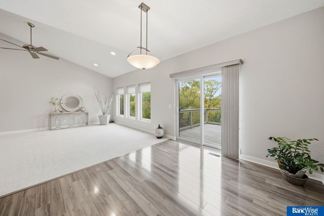 9230 S 71 Street, Lincoln, NE 68516