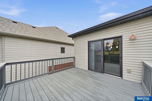 9230 S 71 Street, Lincoln, NE 68516