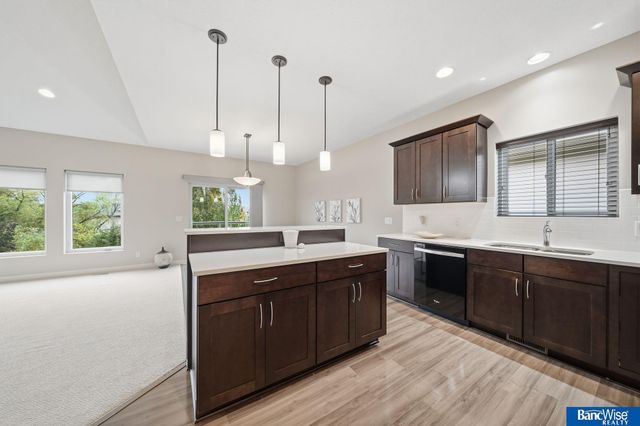 9230 S 71 Street, Lincoln, NE 68516