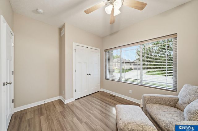 9230 S 71 Street, Lincoln, NE 68516