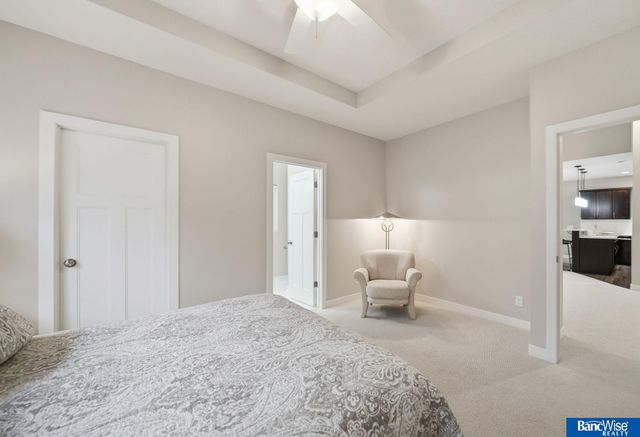 9230 S 71 Street, Lincoln, NE 68516