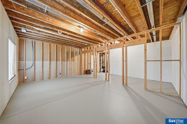 9230 S 71 Street, Lincoln, NE 68516