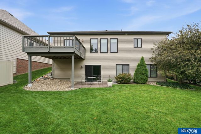 9230 S 71 Street, Lincoln, NE 68516