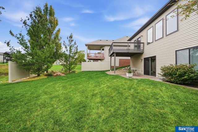 9230 S 71 Street, Lincoln, NE 68516