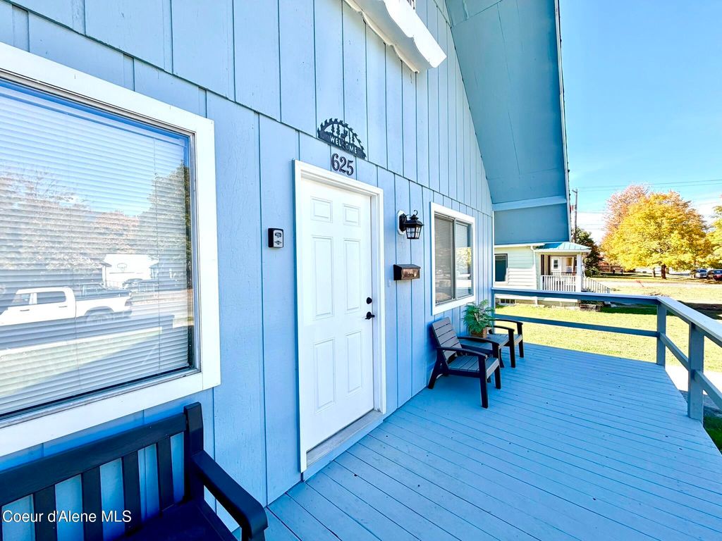 625 McKinley Ave, Kellogg, ID 83837 photo 4