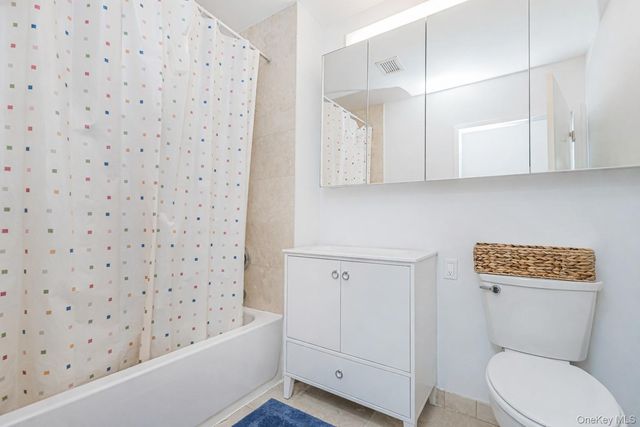 50 oceana Drive W 8D, Brooklyn, NY 11235