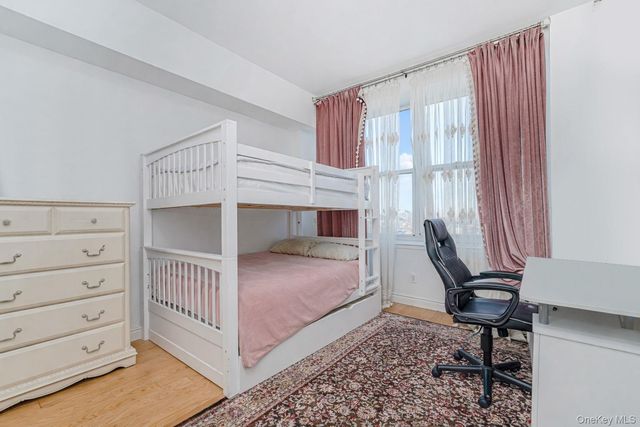 50 oceana Drive W 8D, Brooklyn, NY 11235