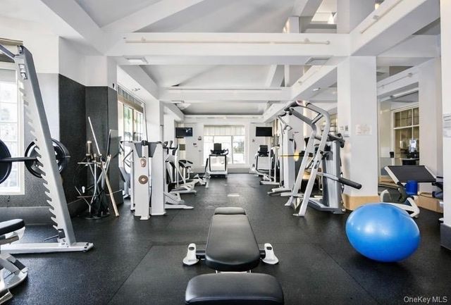 50 oceana Drive W 8D, Brooklyn, NY 11235